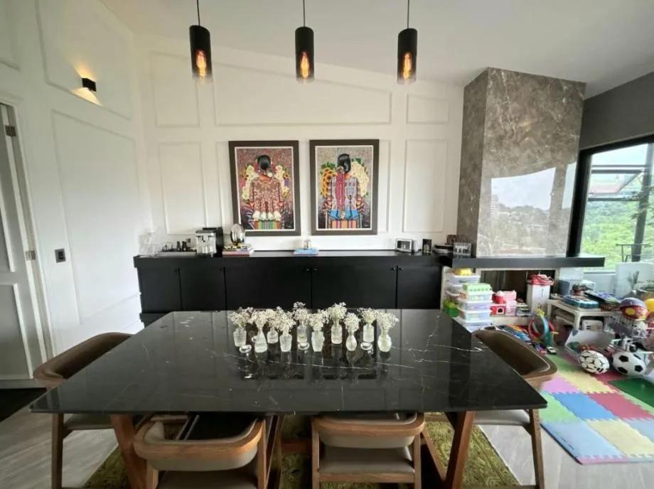 secondary property images 0