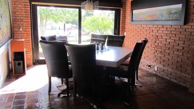 secondary property images 0