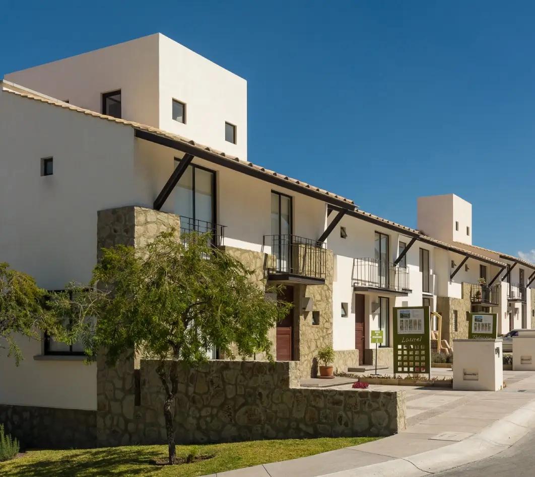 secondary property images 0