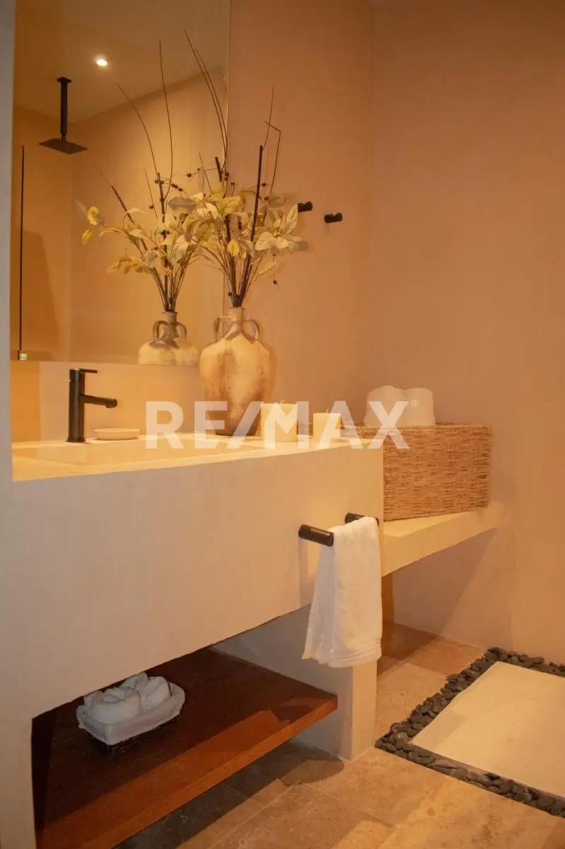 secondary property images 2